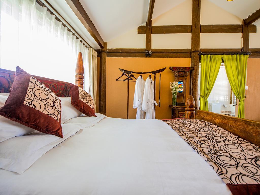 Old Tree Boutique Guesthouse Lijiang (Yunnan) Exterior photo